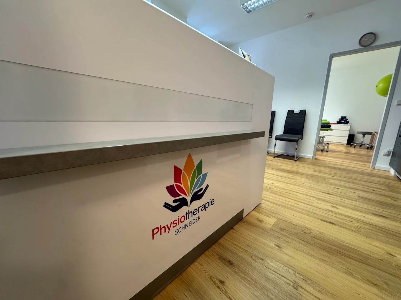 Empfangsbereich der Physiotherapie Schneider in Memmingen